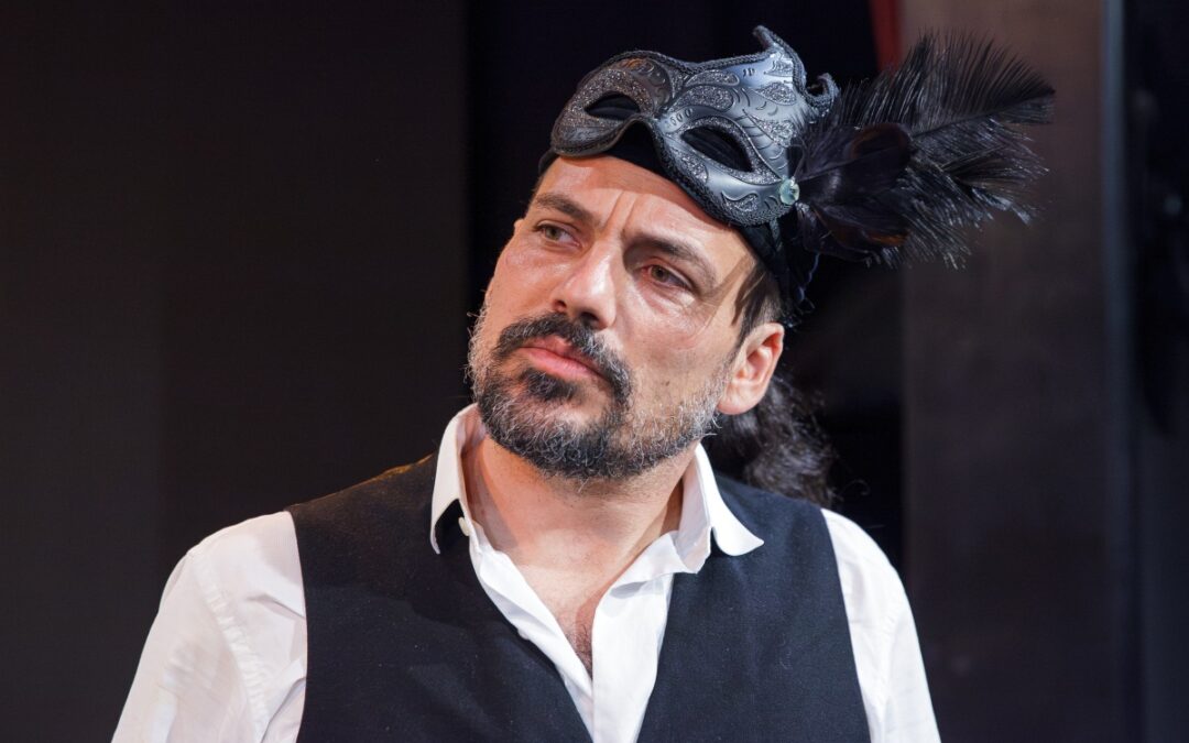 DIENER_ZWEIER_HERREN-THEATER_MATTE_BERN-FOTO_SIMON_SCHWAB_023